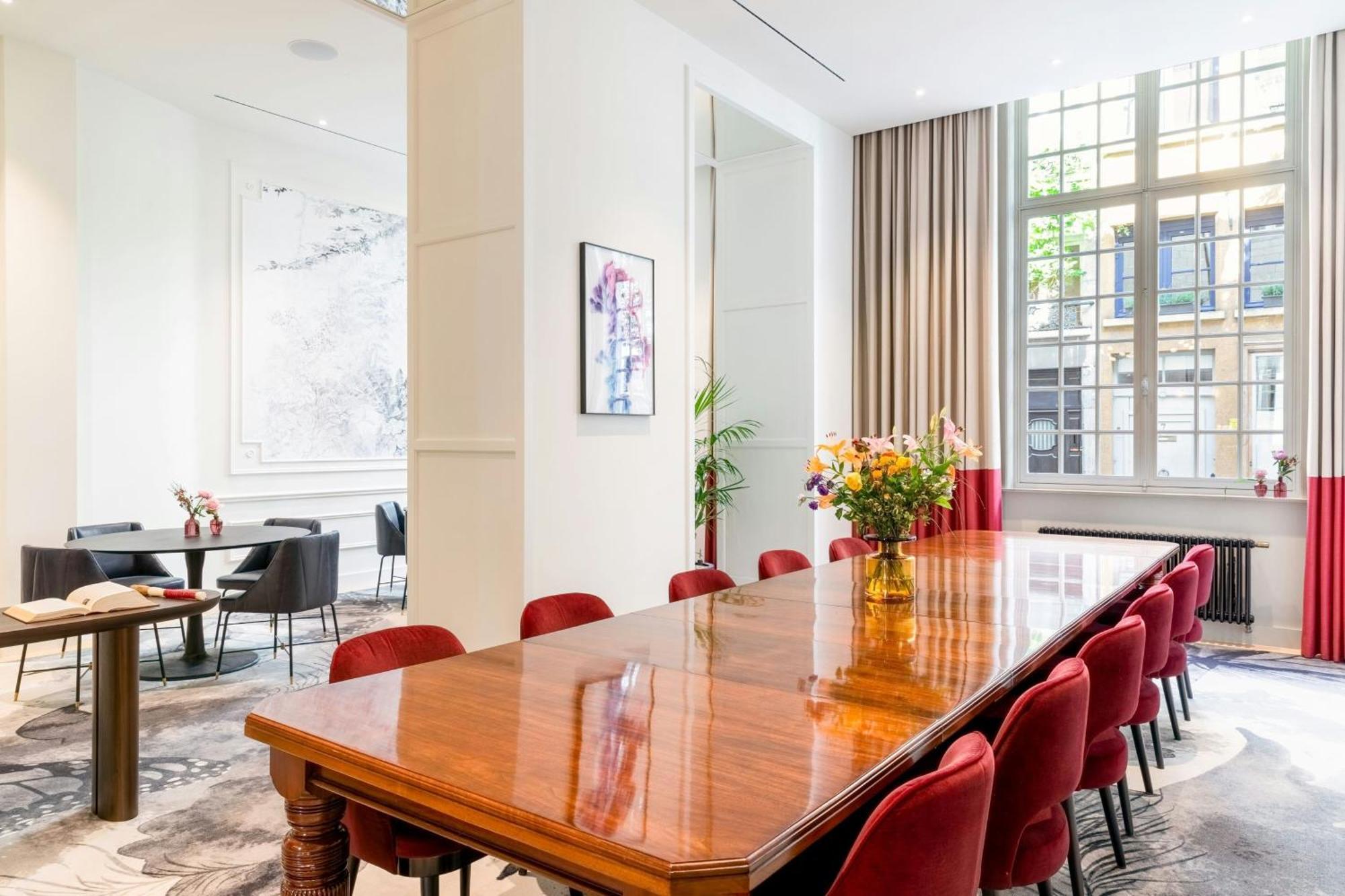 Hotel Sapphire House Antwerp, Autograph Collection By Marriott Exterior foto The boardroom at the London headquarters