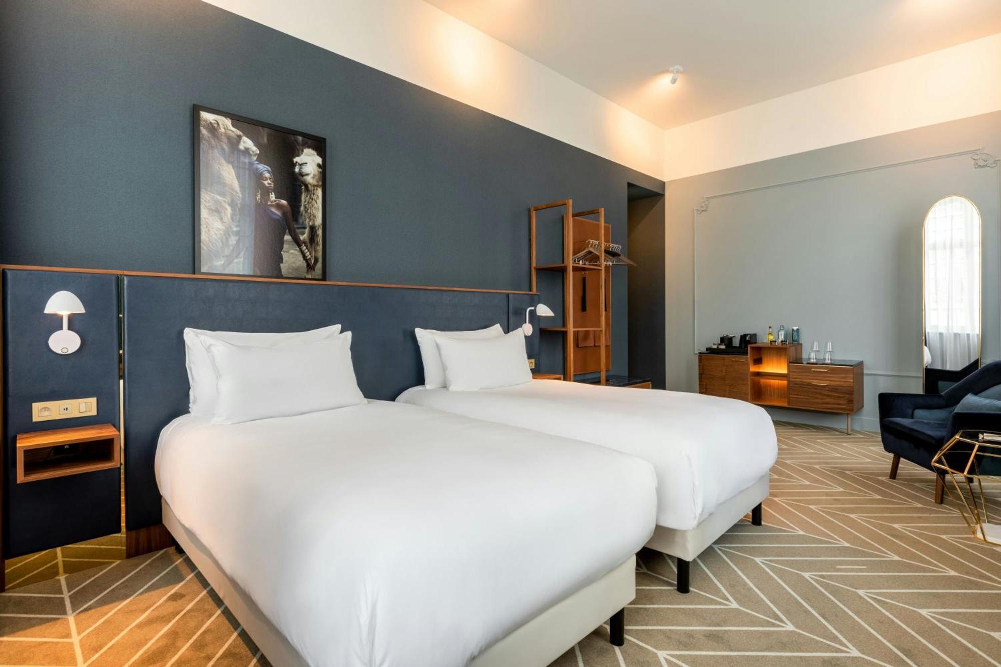Hotel Sapphire House Antwerp, Autograph Collection By Marriott Exterior foto A room at the hotel