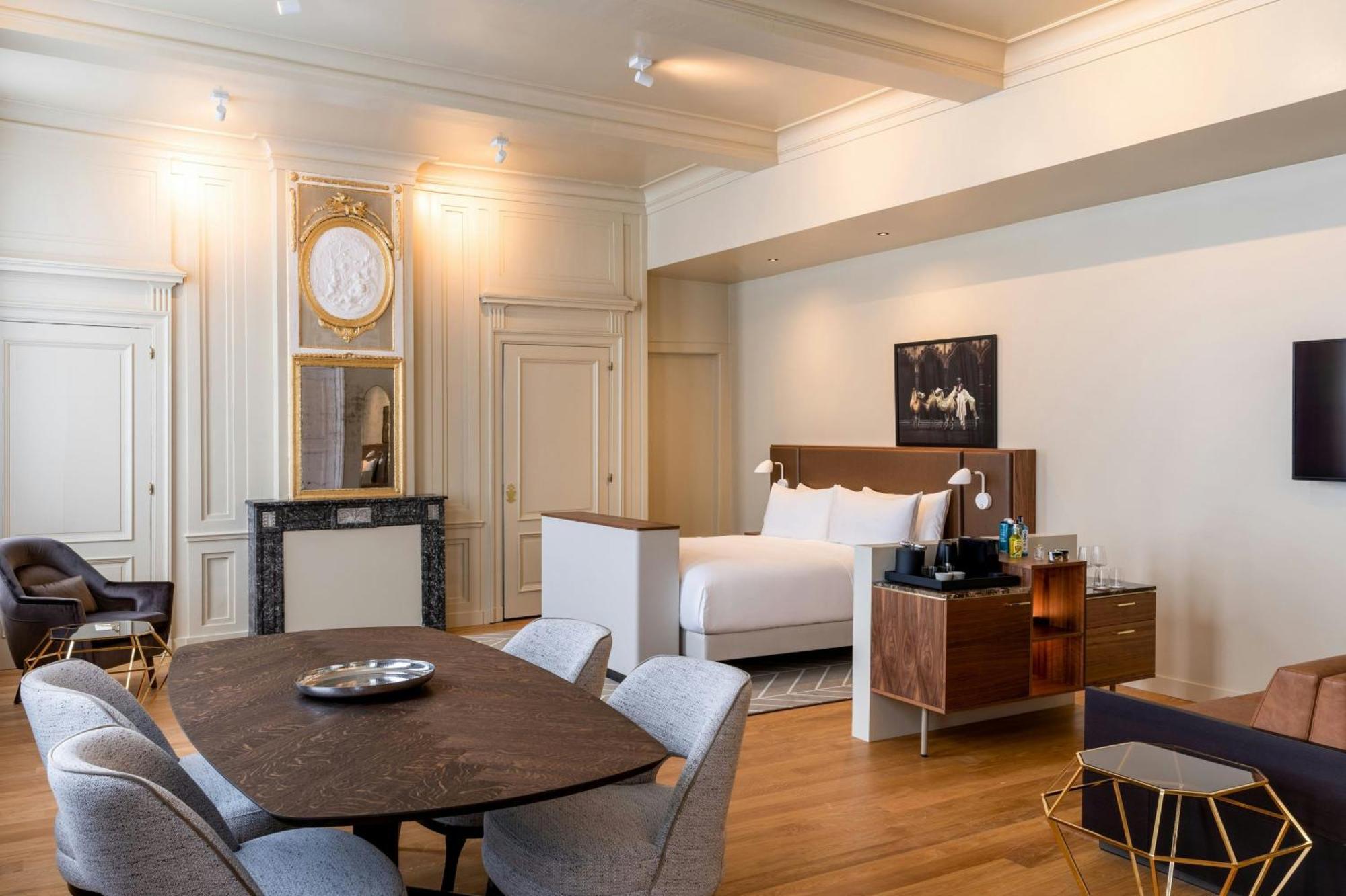 Hotel Sapphire House Antwerp, Autograph Collection By Marriott Exterior foto A suite at the hotel
