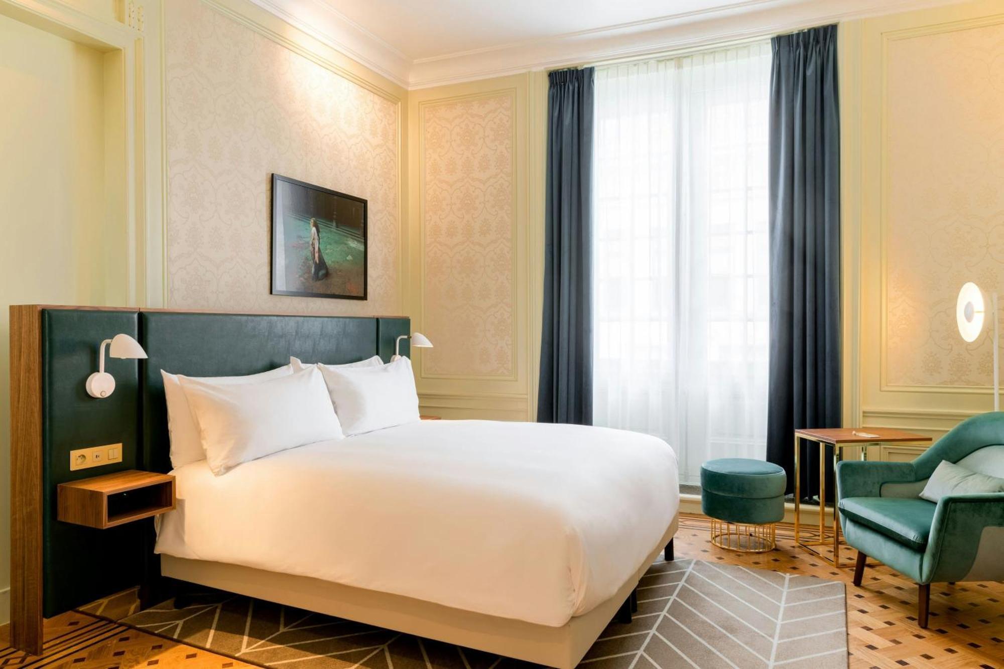 Hotel Sapphire House Antwerp, Autograph Collection By Marriott Exterior foto A bedroom at the hotel