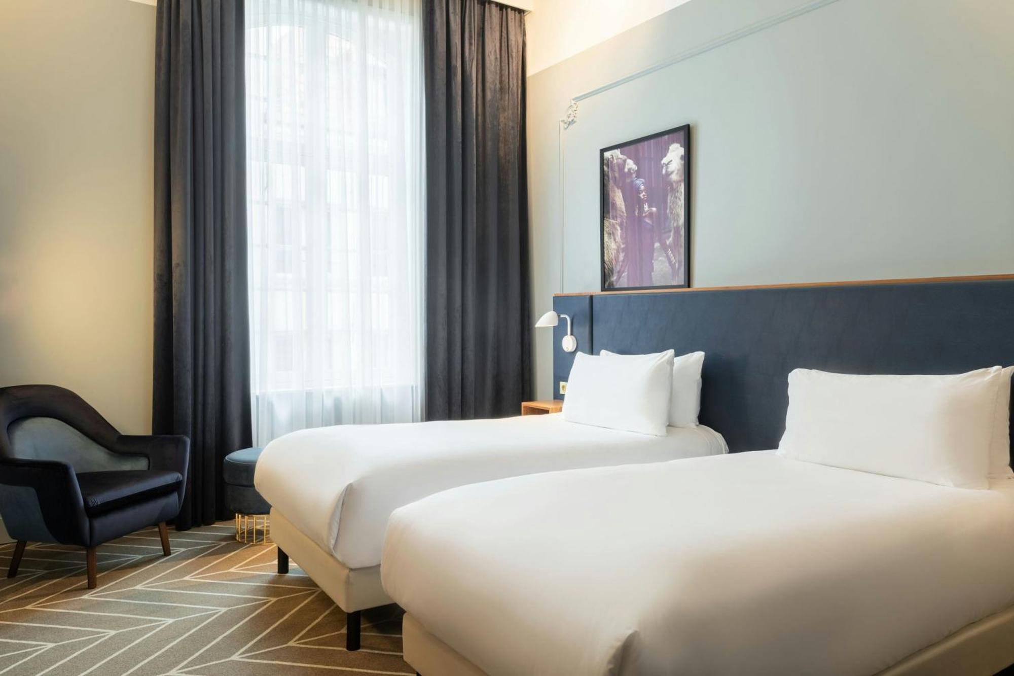 Hotel Sapphire House Antwerp, Autograph Collection By Marriott Exterior foto A room at the hotel